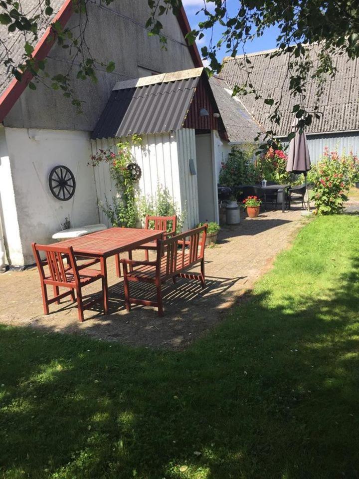 Korshojgards Bed Og Breakfast Panzió Herlufmagle Kültér fotó